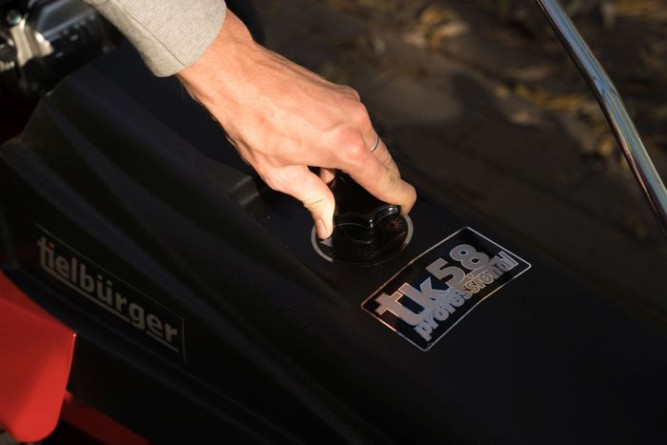 Подметально-уборочная машина TIELBUERGER TK58 Professional (Honda GXV160) в Екатеринбурге