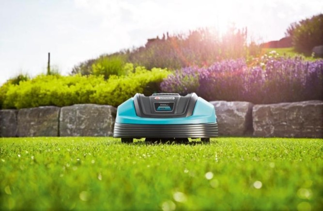 Газонокосилка-робот GARDENA R50Li 04077 в Екатеринбурге