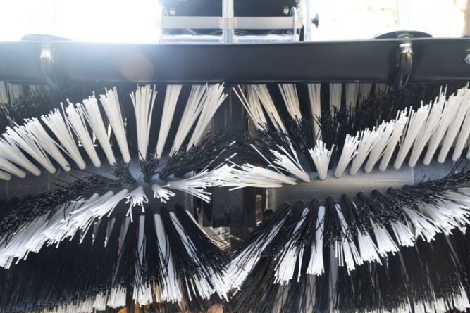 Подметально-уборочная машина TIELBUERGER TK48 Professional HYDRO (Honda GXV160) в Екатеринбурге