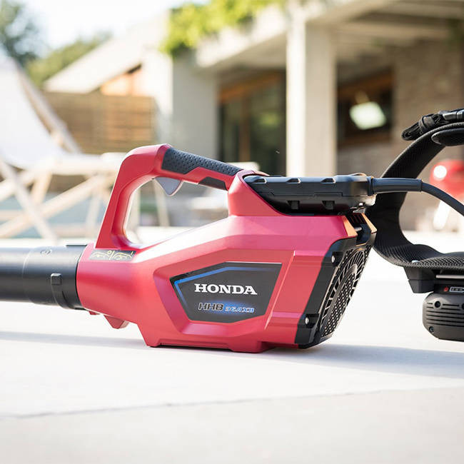 Аккумуляторная воздуходувка Honda HHB 36 AXB E в Екатеринбурге