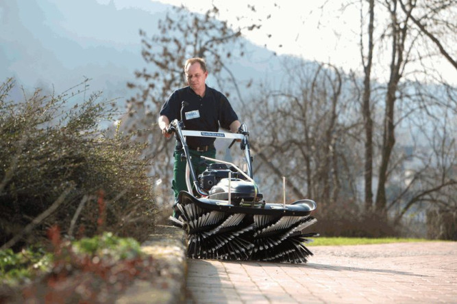 Подметально-уборочная машина TIELBUERGER TK58 Professional HYDRO (Honda GXV160) в Екатеринбурге