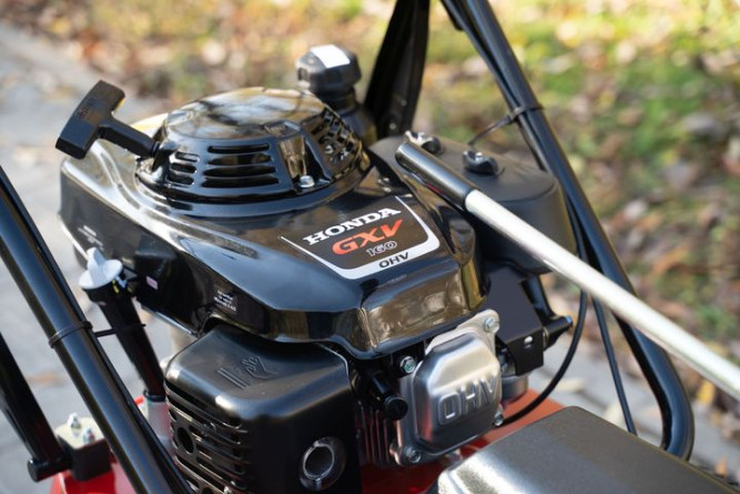 Подметально-уборочная машина TIELBUERGER TK58 Professional HYDRO (Honda GXV160) в Екатеринбурге