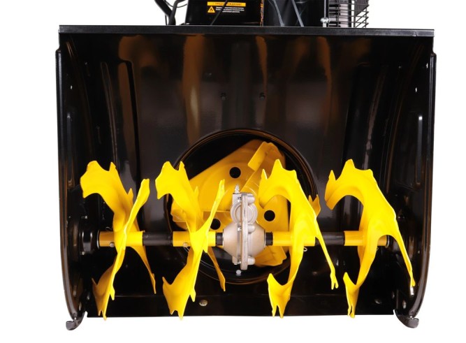 Снегоуборщик Champion ST 861 в Екатеринбурге