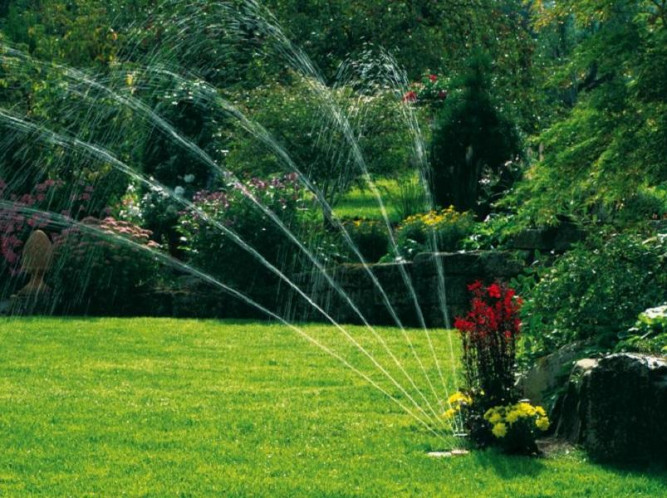 Дождеватель выдвижной контурный AquaContour Automatic GARDENA 01559-27.000.00 в Екатеринбурге