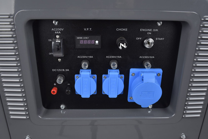 Бензогенератор в шумозащитном кожухе EVOline QB 12000 E в Екатеринбурге