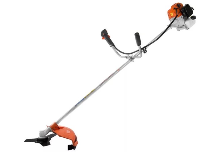 Бензокоса (бензиновый триммер) Энергомаш БТ-8942Д в Екатеринбурге