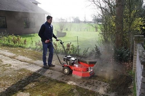 Машина для чистки плитки и брусчатки Tielbuerger TW50 в Екатеринбурге