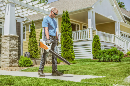 Воздуходувка аккумуляторная STIHL BGA 45 в Екатеринбурге