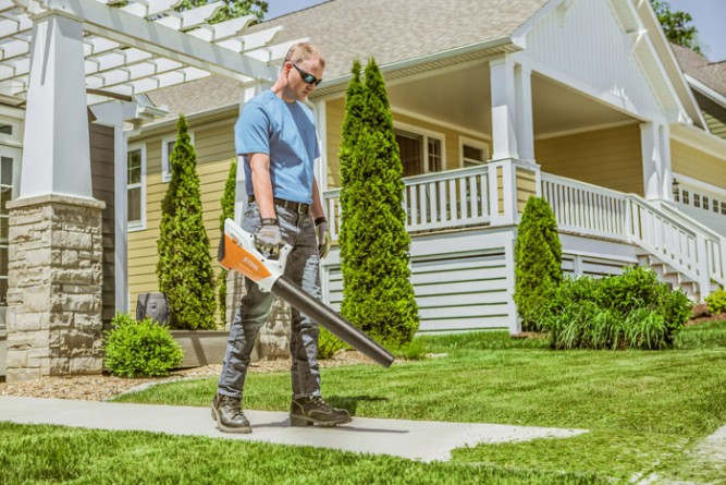 Воздуходувка аккумуляторная STIHL BGA 45 в Екатеринбурге