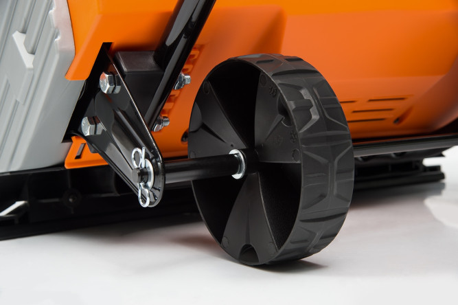 Снегоуборщик электрический Daewoo DAST 3000E в Екатеринбурге