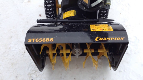 Снегоуборщик Champion ST656BS в Екатеринбурге