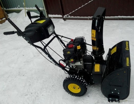 Снегоуборщик Champion ST656BS в Екатеринбурге