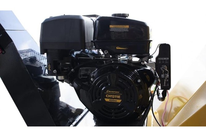 Измельчитель бензиновый CHAMPION CH1211E в Екатеринбурге