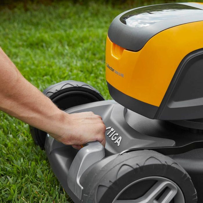 Аккумуляторная газонокосилка Stiga COLLECTOR 548 S AE с акк. и ЗУ