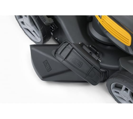 Аккумуляторная газонокосилка Stiga COMBI 748 SQ AE