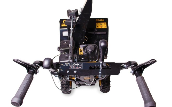 Снегоуборщик бензиновый Champion ST661 в Екатеринбурге