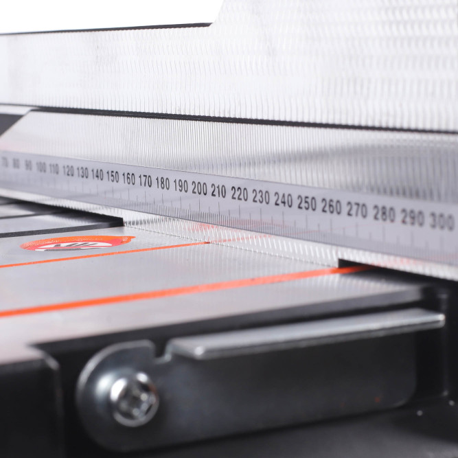 Пила торцовочная PATRIOT Expert MS 305PLD в Екатеринбурге