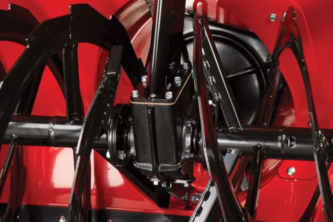 Снегоуборщик Caiman Edo 43H в Екатеринбурге