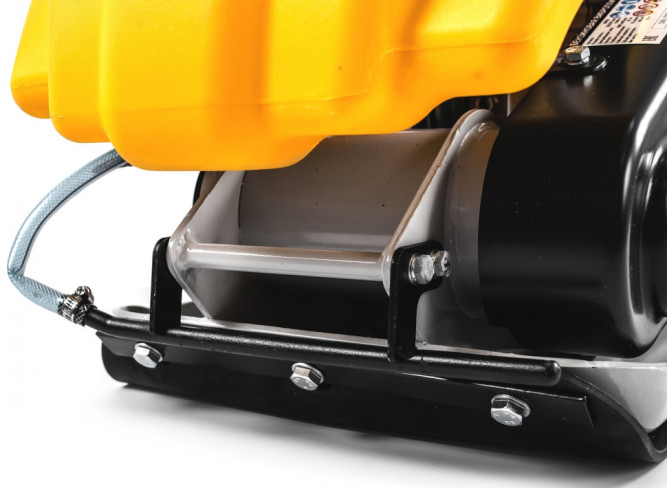 Виброплита Helmut RP86 в Екатеринбурге