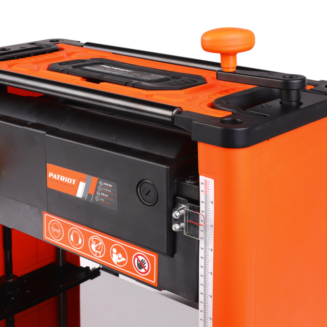 Станок рейсмусовый PATRIOT TP 333 в Екатеринбурге