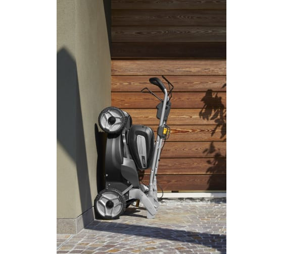 Аккумуляторная газонокосилка Stiga TWINCLIP 950 SQ AE