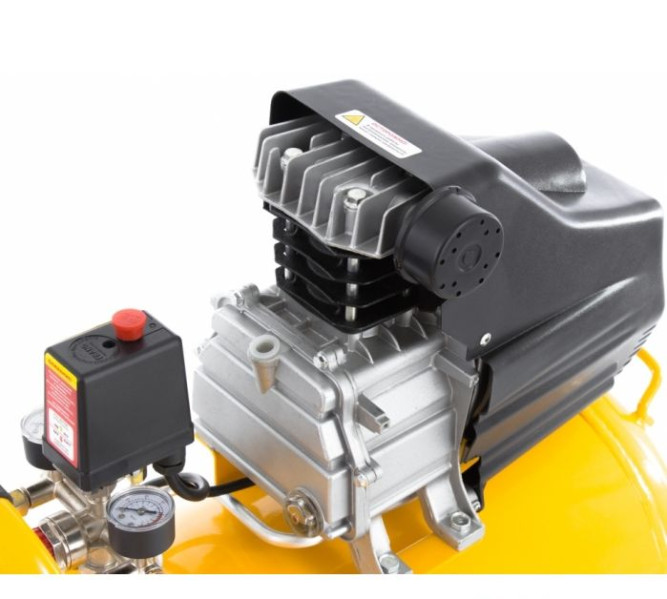 Компрессор воздушный DENZEL PC 1/50-205 в Екатеринбурге