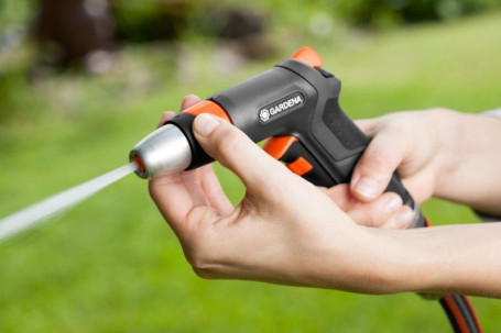 Пистолет-наконечник для полива металлический Premium +коннектор GARDENA 18305-33.000.00 в Екатеринбурге