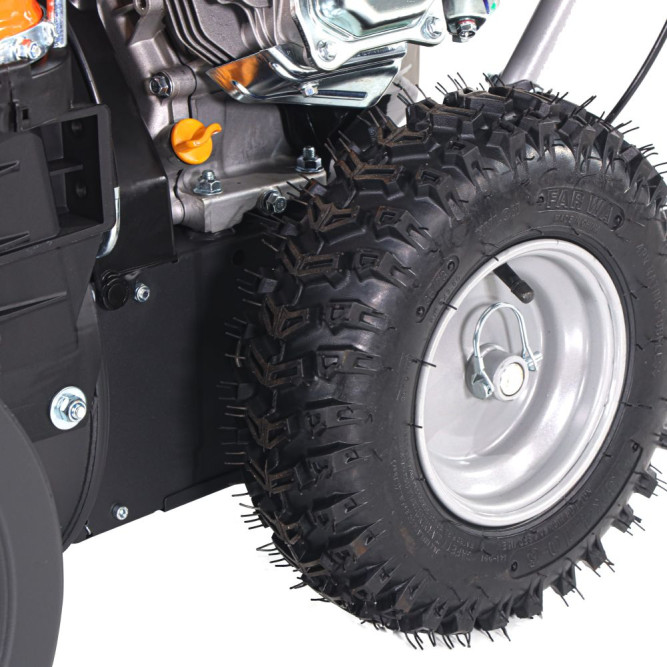 Бензиновый снегоуборщик Yard Fox Basic 5640H в Екатеринбурге