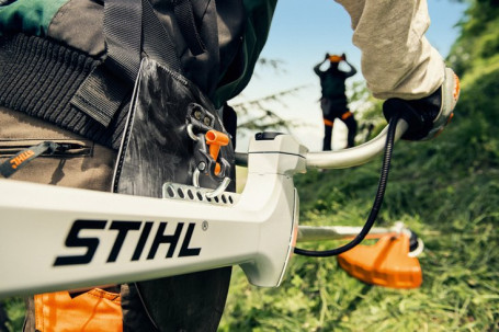 Мотокоса-кусторез STIHL FS 560 C-EM диск пильный 225 мм в Екатеринбурге